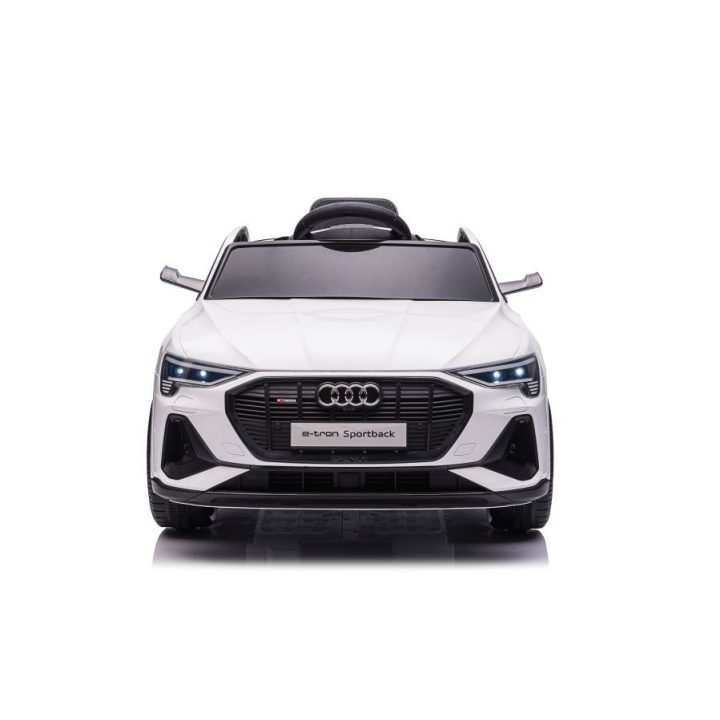 Baltas akumuliatorinis automobilis Audi E-Tron QLS-6688