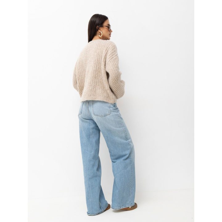 Ekru oversize megztinis