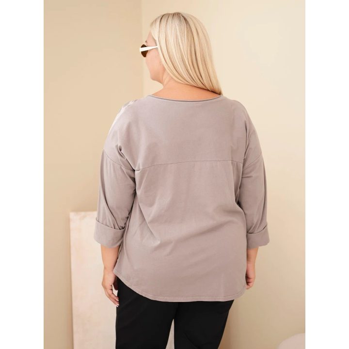 Moteriška Plus Size palaidinė su spauda ir U formos iškirpte, fango spalvos