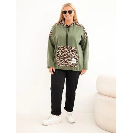 Moteriškas Plus Size džemperis su gobtuvu ir leopardo rašto detalėmis, chaki spalvos