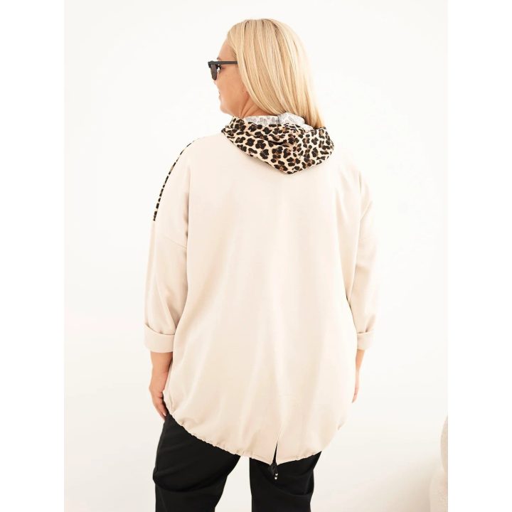 Plus Size moteriškas džemperis su gobtuvu, leopardo rašto intarpais ir smėlio spalvos