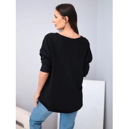 Moteriška oversized medvilninė palaidinė su V formos iškirpte ir pailginta nugara, juoda