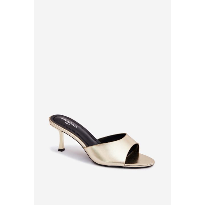 Aukštakulnės basutės Step in style