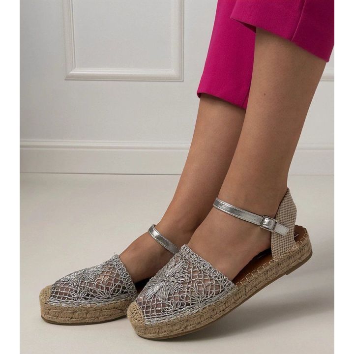 Sidabrinės ažūrinės espadrilės sandalai moterims