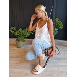 Moteriška balta nėriniuota palaidinė su plonomis petnešėlėmis
