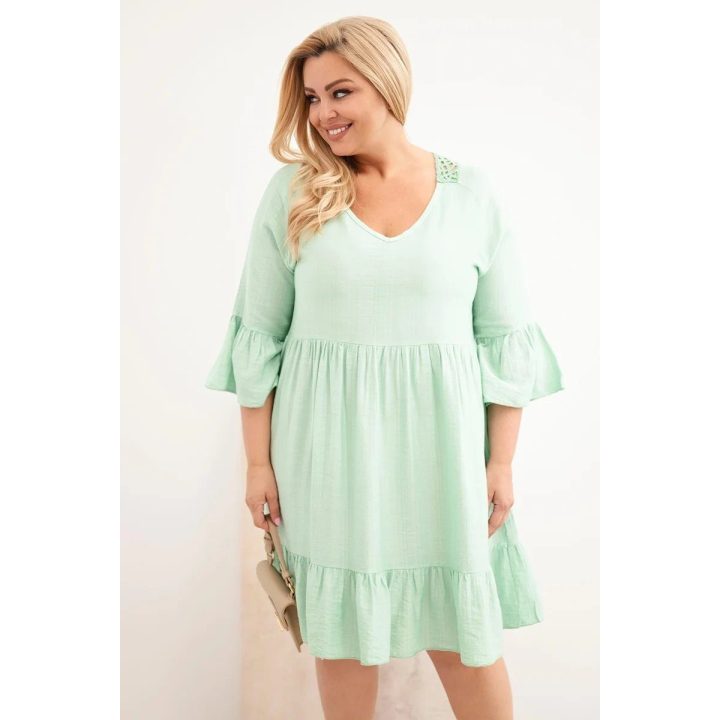 Moteriška Plus Size suknelė su ažūrine detale, tamsios mėtų spalvos