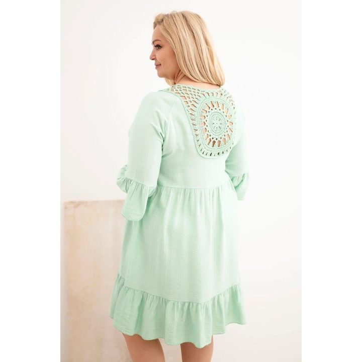 Moteriška Plus Size suknelė su ažūrine detale, tamsios mėtų spalvos