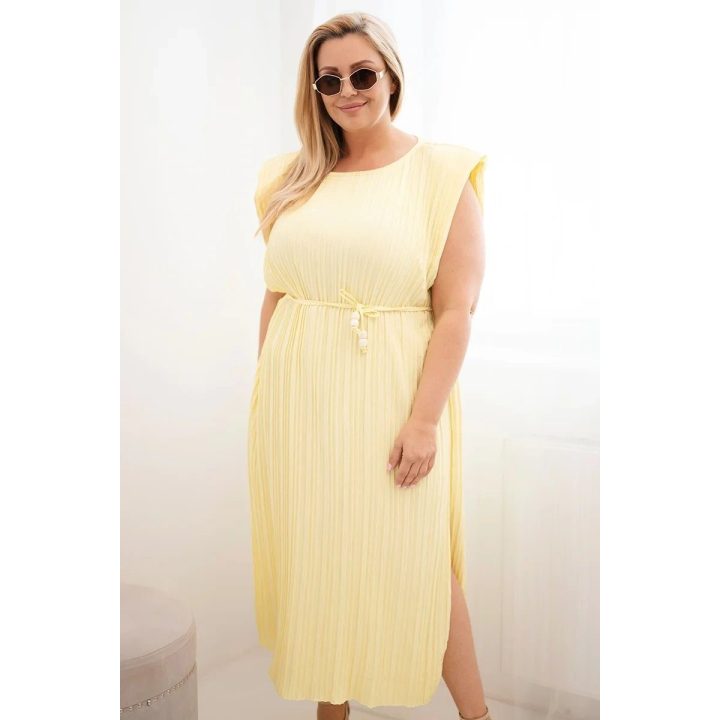Plus Size midi suknelė su klostėmis ir surišimu ties juosmeniu, geltona