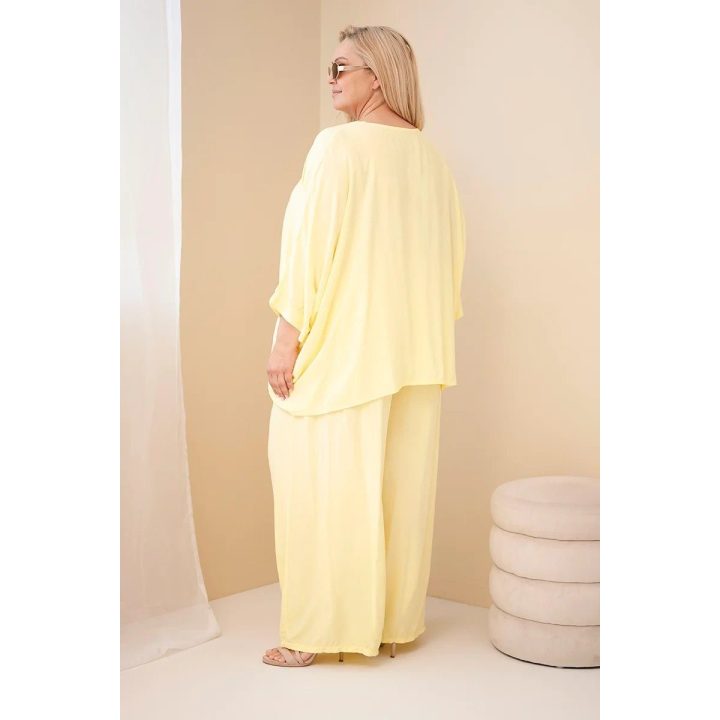 Moteriškas Plus Size viskozinis komplektas su plačiomis kelnėmis ir palaidine, geltonas
