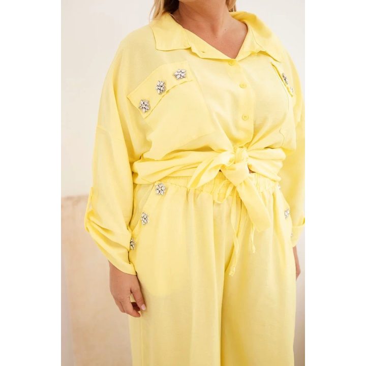 Moteriškas Plus Size komplektas su marškiniais ir plačiomis kelnėmis, geltonas