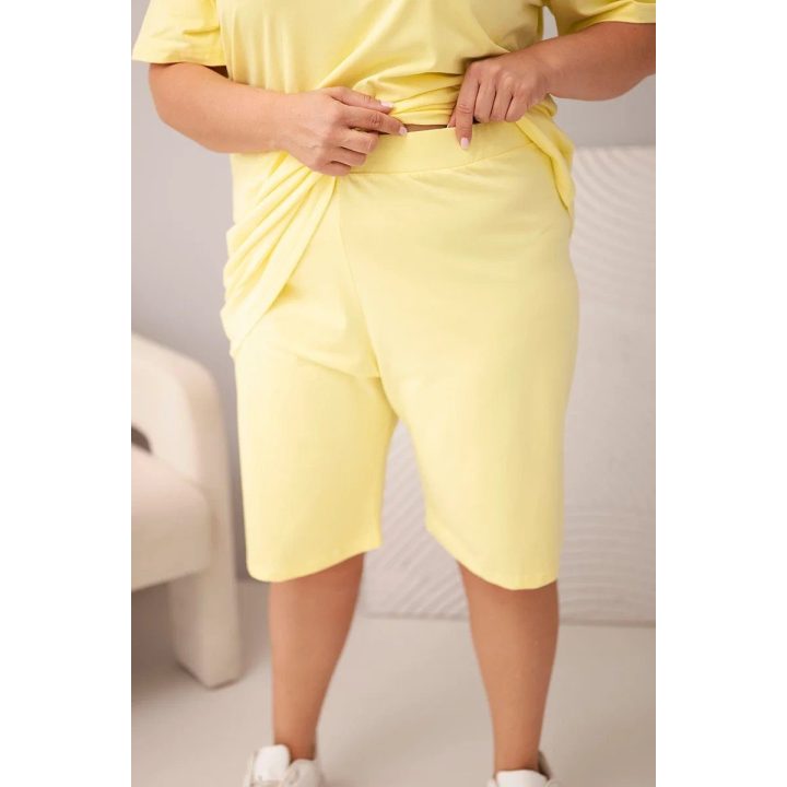 Moteriškas Plus Size medvilninis komplektas su palaidine ir šortais, geltonas