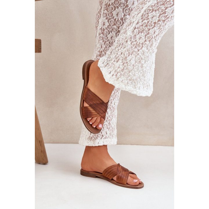 Odinės moteriškos šlepetės Shoes camel spalvos