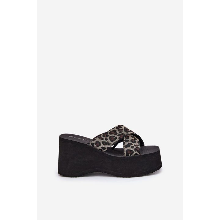 Moteriškos platforminės basutės Panther Black“ – elegantiškas pasirinkimas