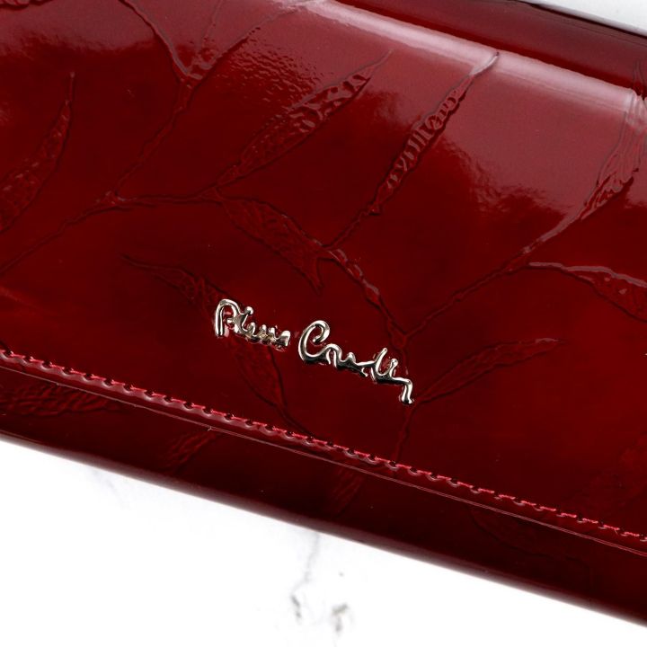 Moteriška raudona odinė piniginė su skyreliais Pierre Cardin