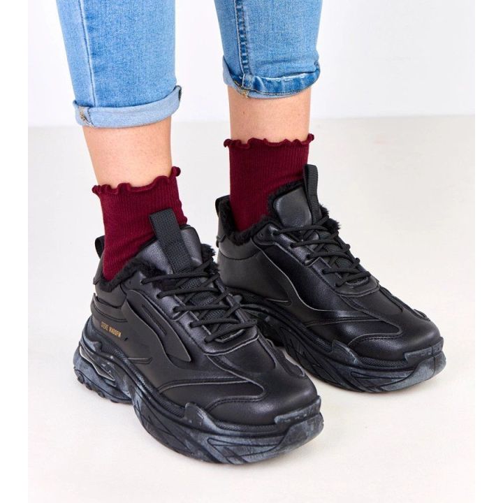 Juodi moteriški pašiltinti sportbačiai Steve Madden