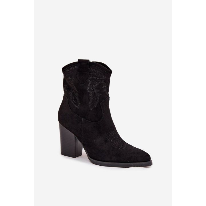 Aulinukai juodi iš eko zomšos su kulnu Ideal Shoes