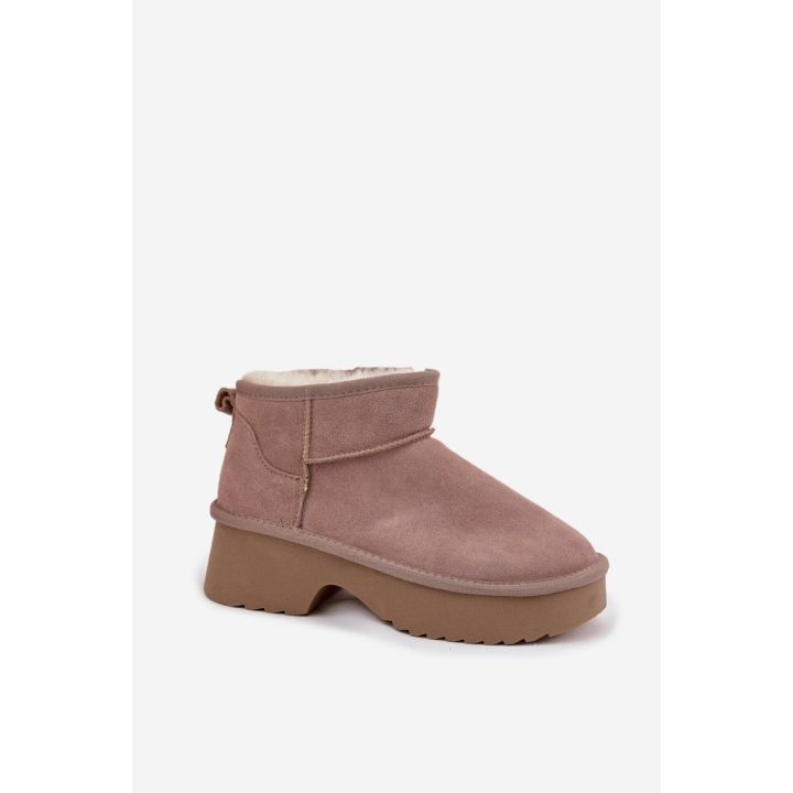 Snow boots
