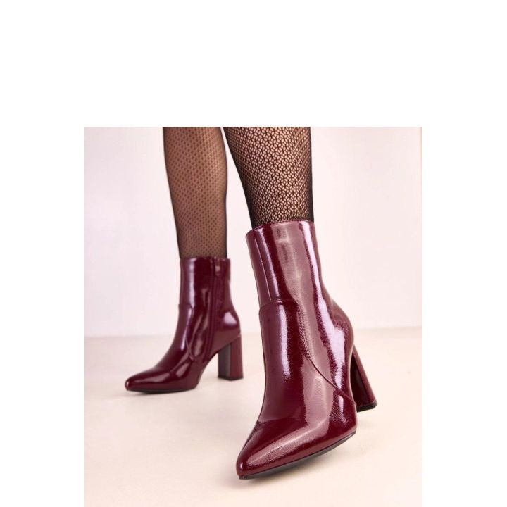 Aulinukai kulniniai Solea – stiliui ir pasitikėjimui kiekviename žingsnyje.