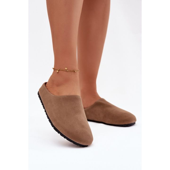 Šlepetės moteriškos Step in Style – patogumui ir laisvalaikiui namuose.