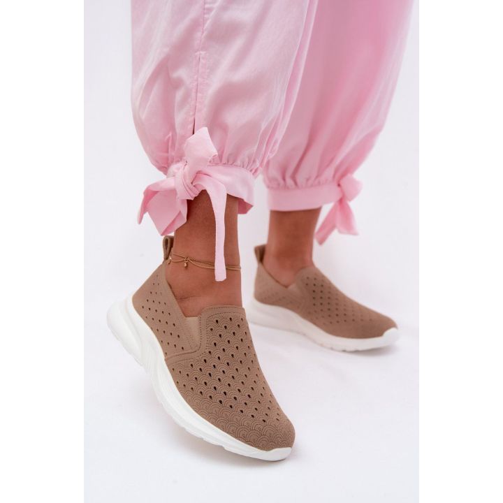 Moteriški slip-on sportbačiai Geressa, smėlio spalvos
