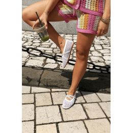 Baltos tinklinės balerinos su dirželiais Salliroe